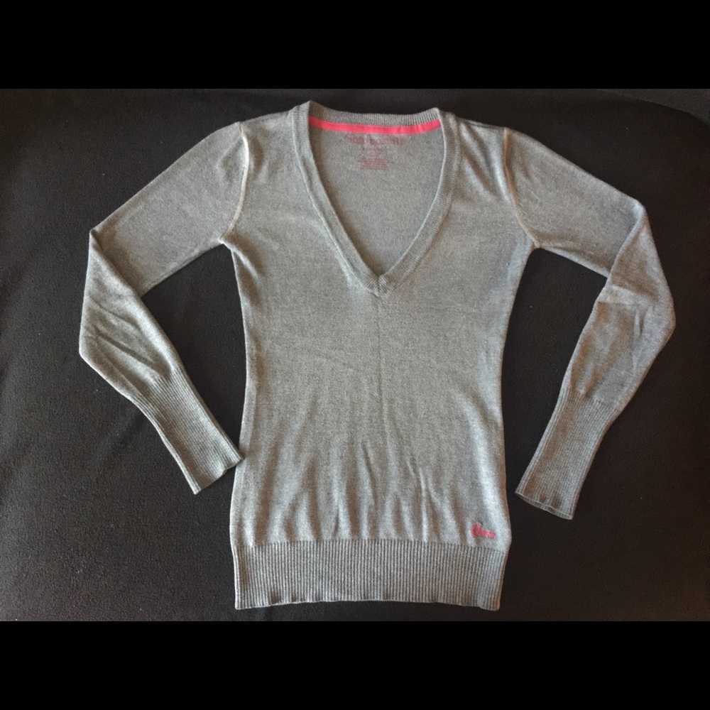 Grey sweater
